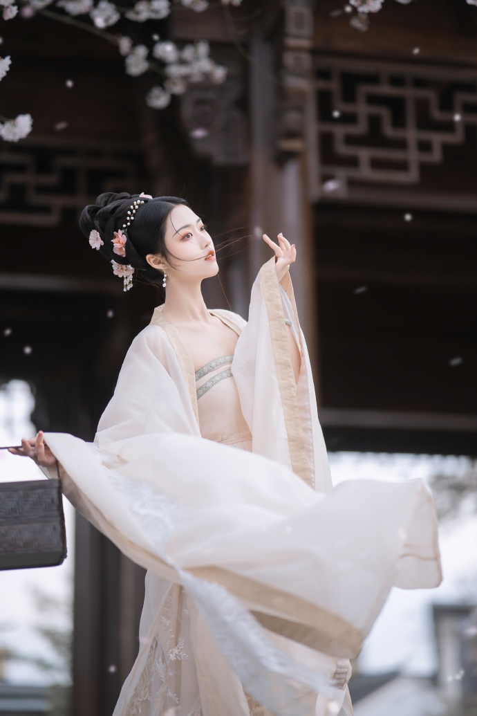 奥本海默 封面