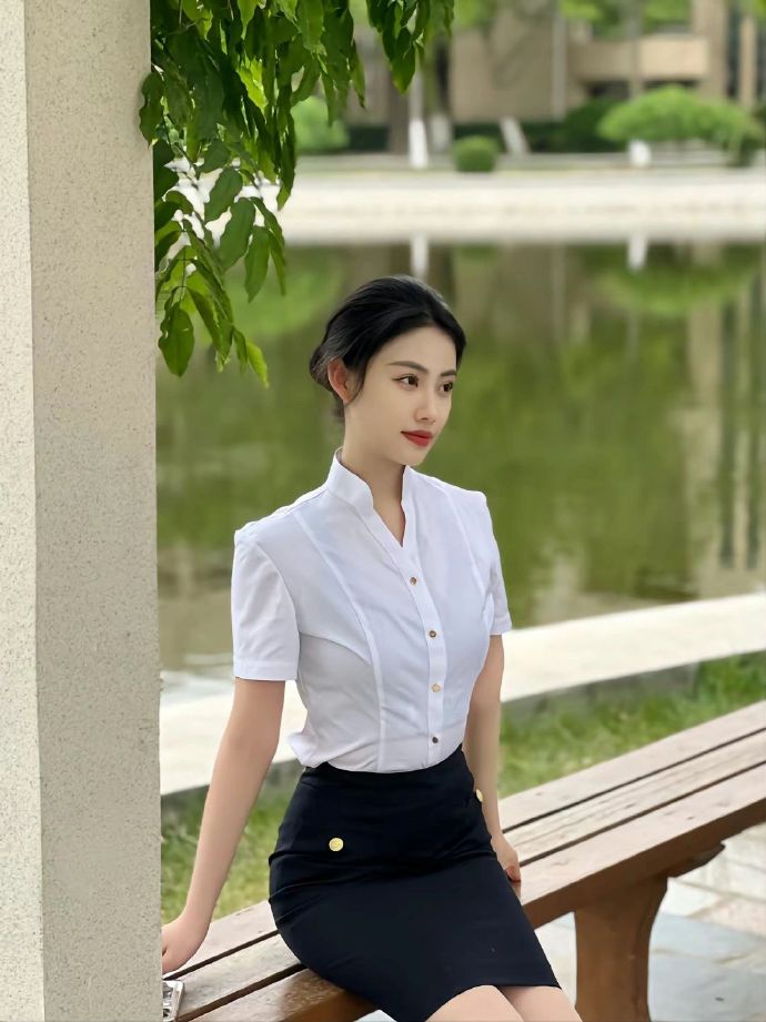 关于我和鬼变成家人的那件事 封面