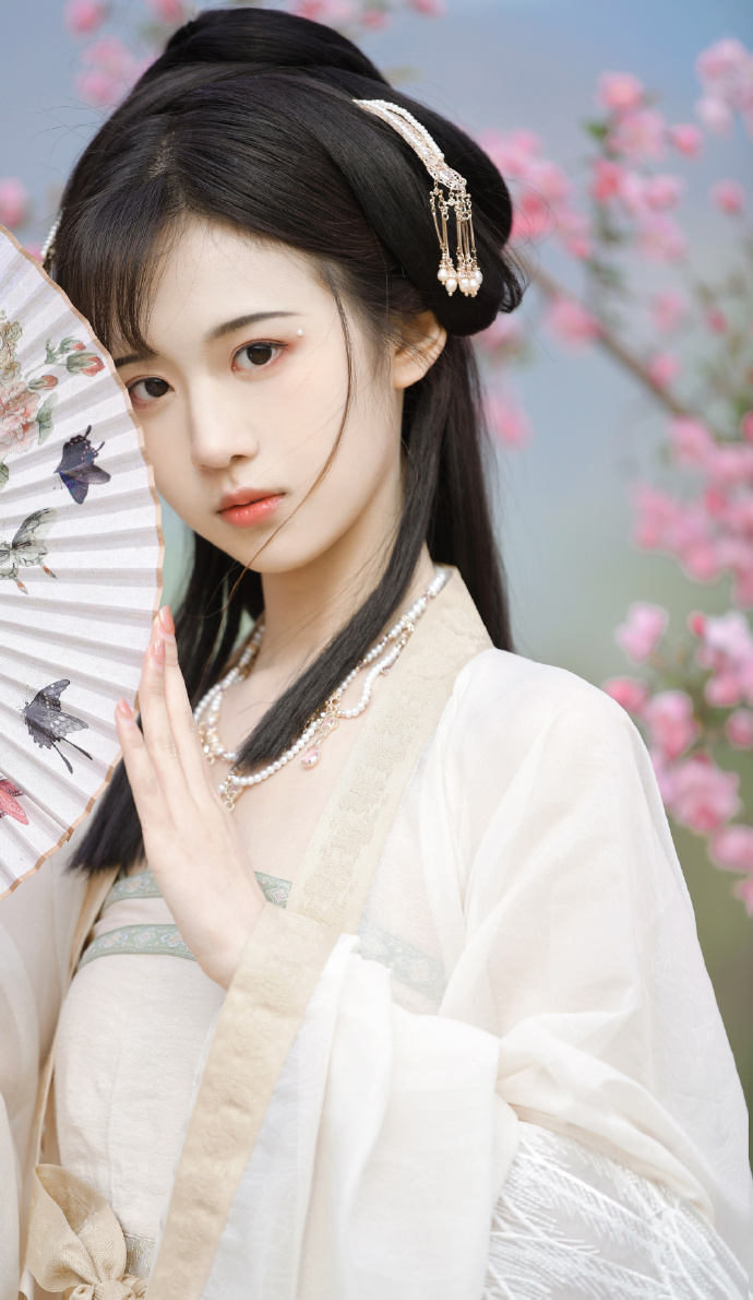 沉香如屑