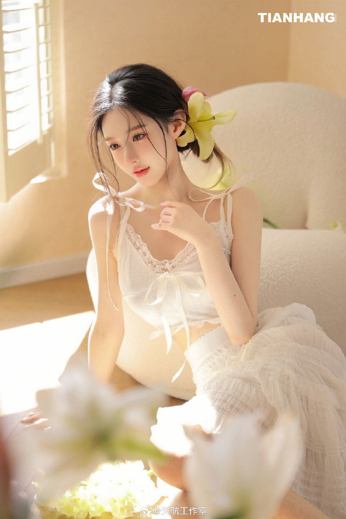 他是谁