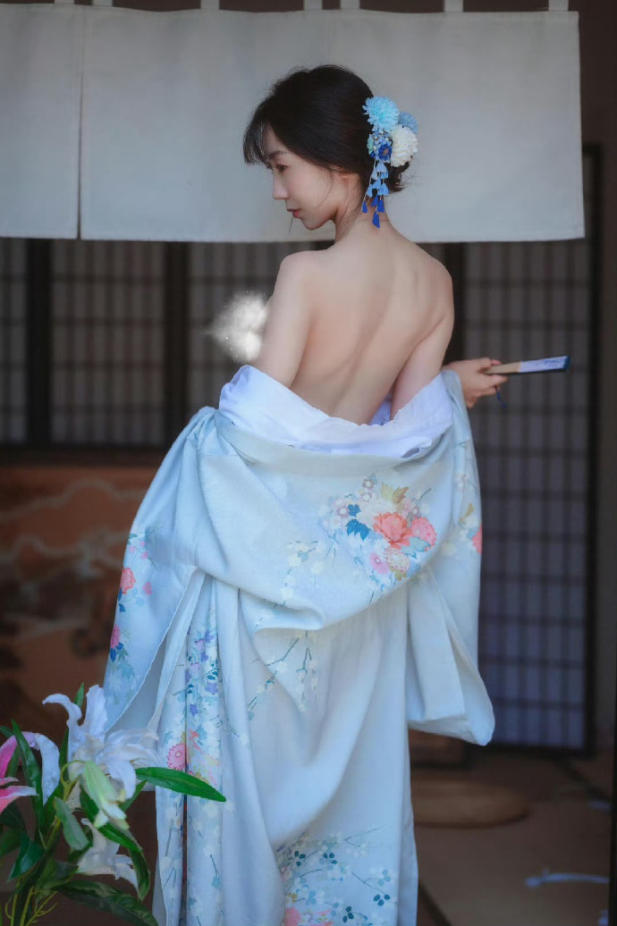 安多 封面