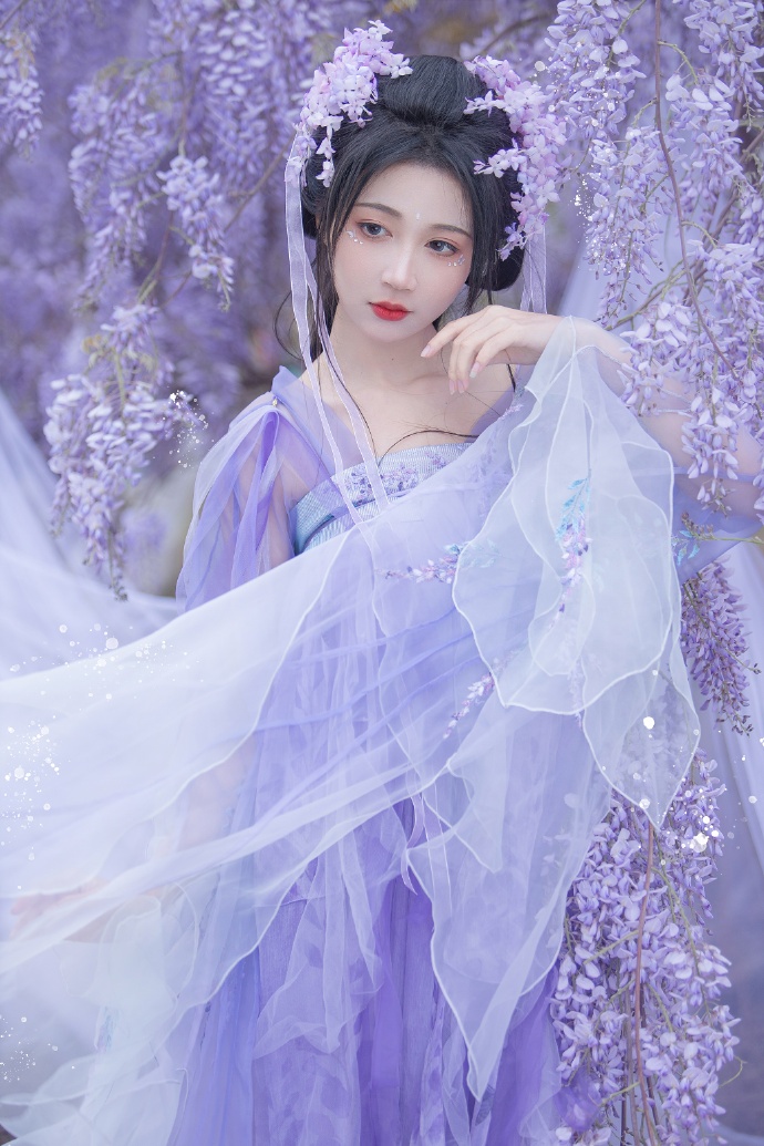 弥留之国的爱丽丝 封面