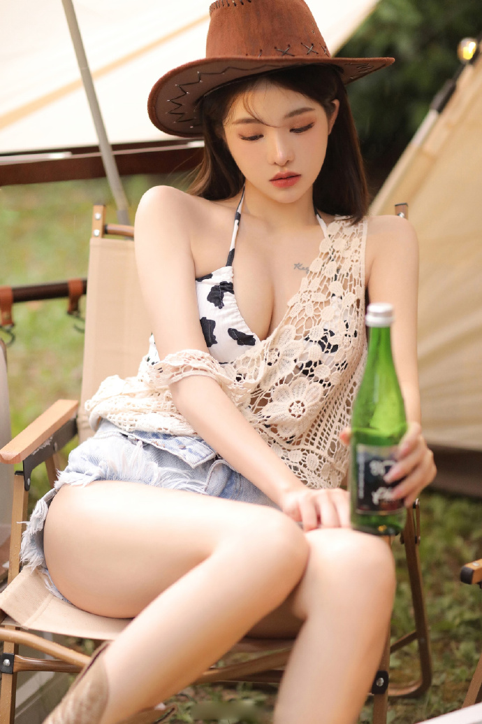 药屋少女的呢喃