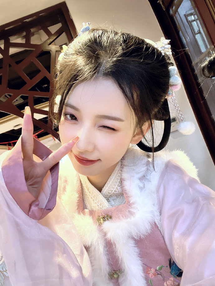 赛博朋克：边缘行者 封面