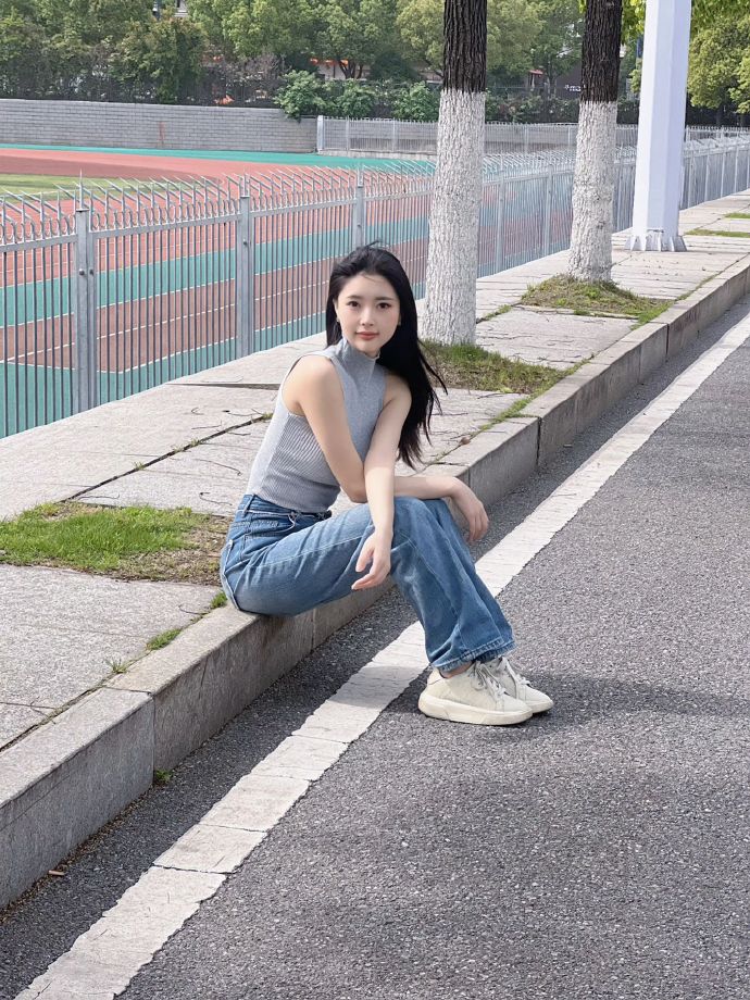 弥留之国的爱丽丝 封面