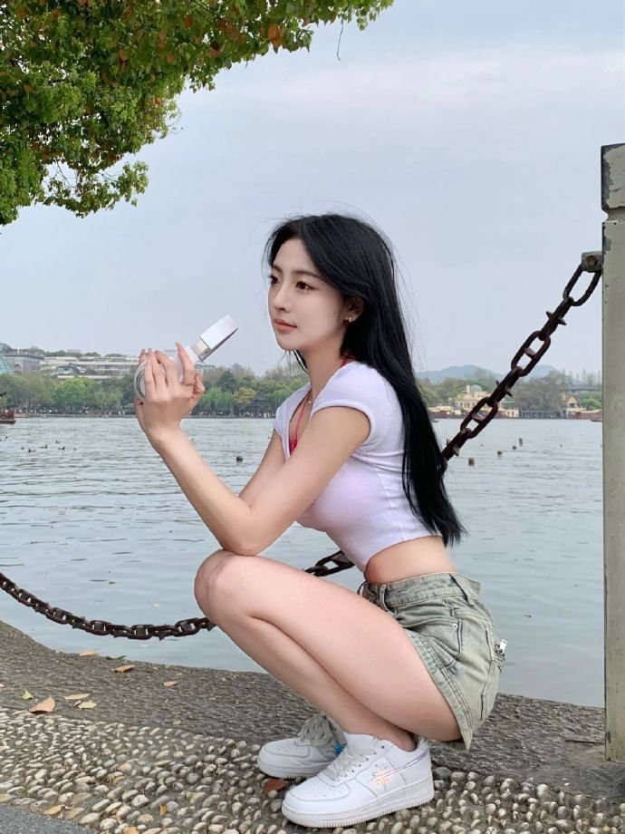 满江红 封面