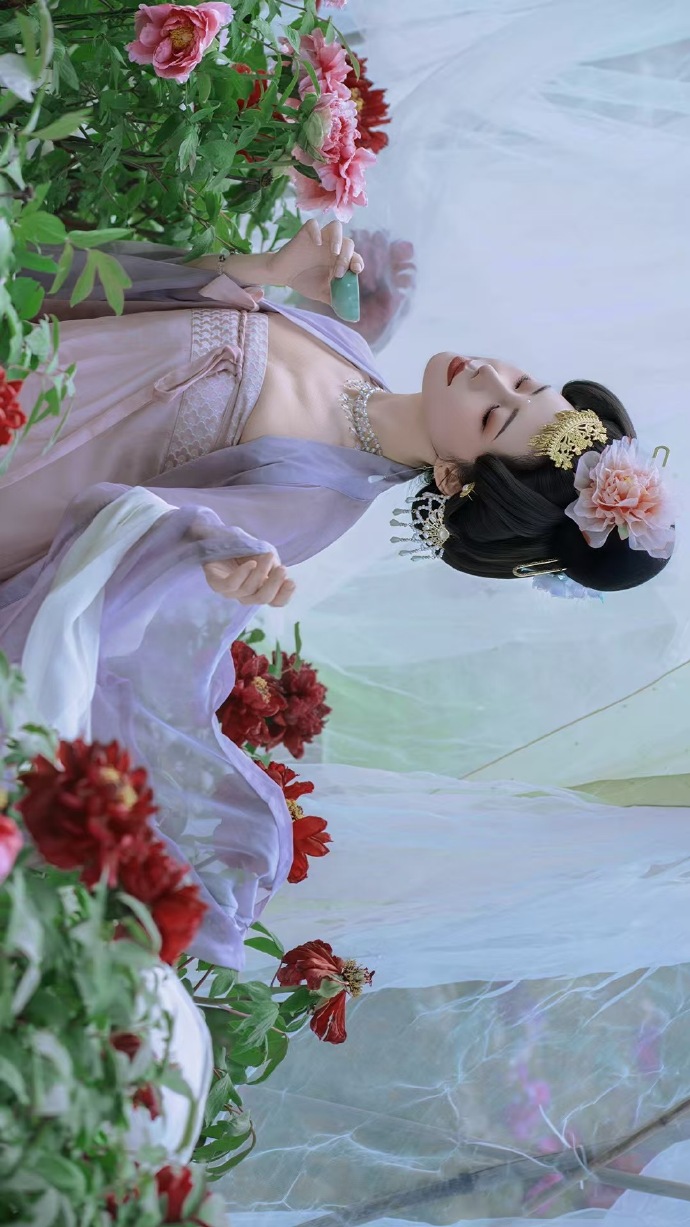 白莲花度假村