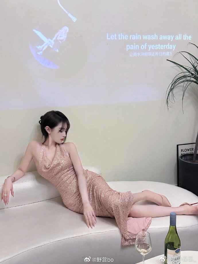 你好，李焕英 封面
