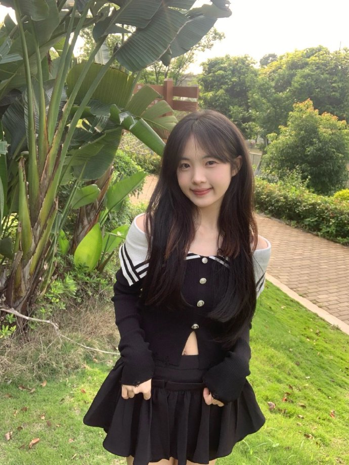 小染美女直播全集在线观看_剧情梳理与看点 - 高清完整版