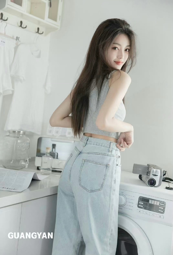 药屋少女的呢喃 封面