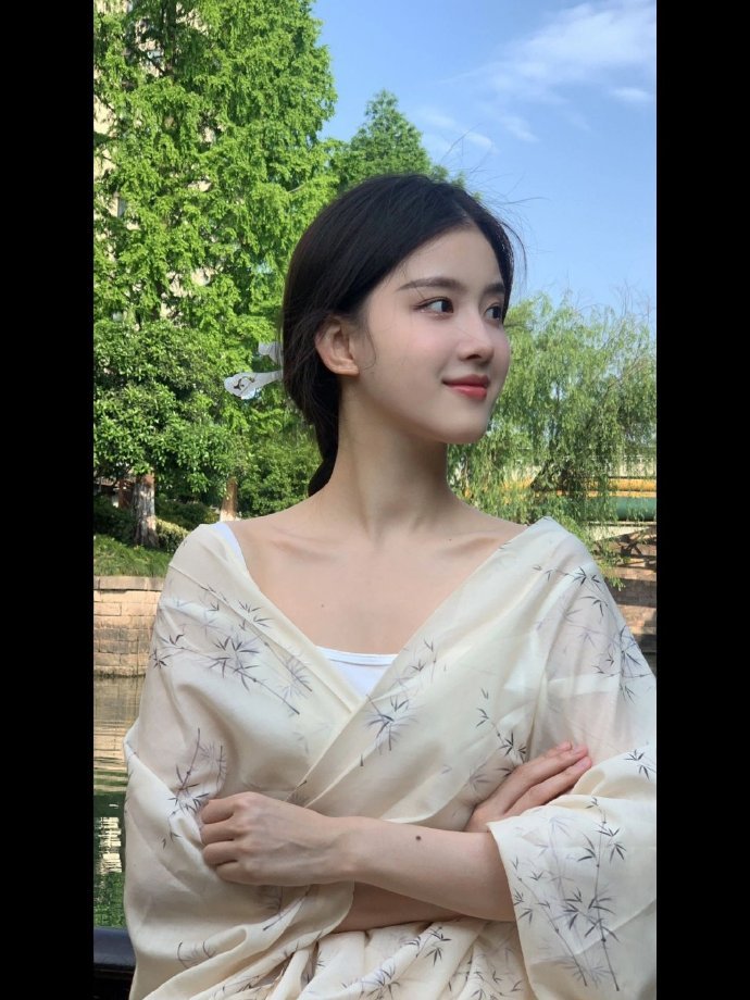 消失的她 封面