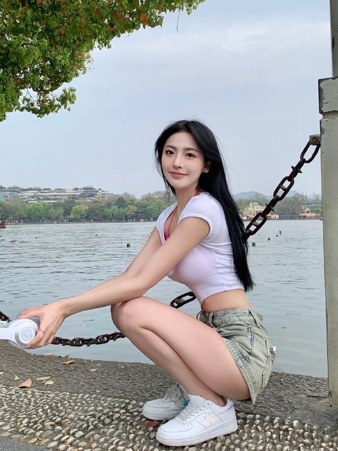 青春变形记 封面