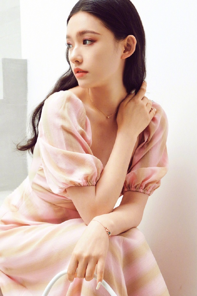 药屋少女的呢喃