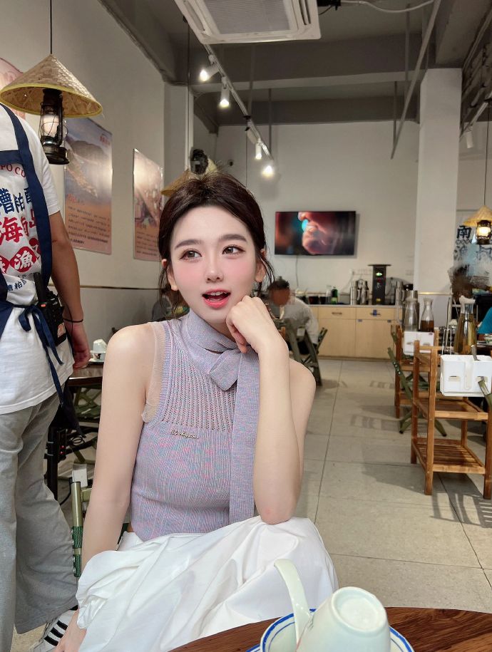 赛博朋克：边缘行者 封面
