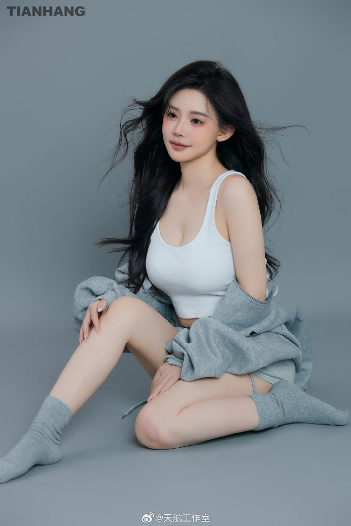 五月的青春 封面