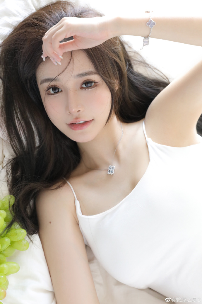 你好李焕英 封面