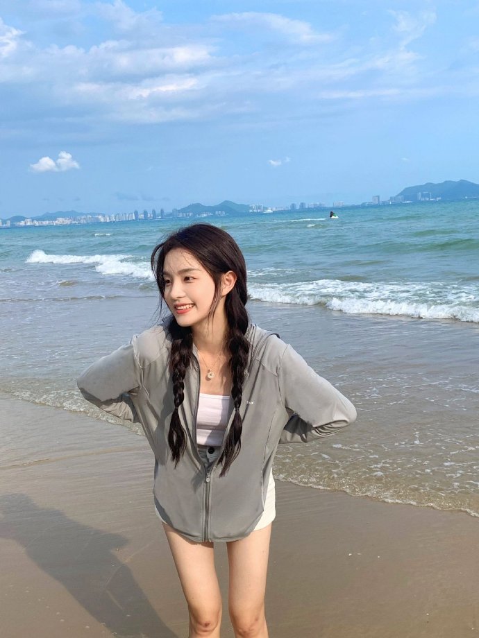 一直游到海水变蓝 剧照