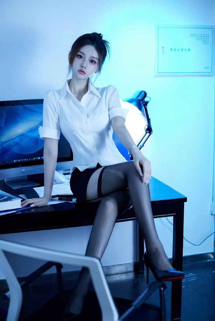 清平乐 封面