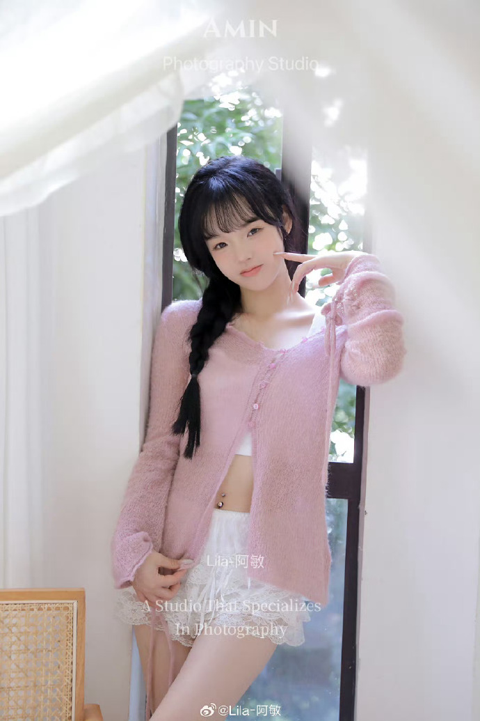 假面女郎 封面