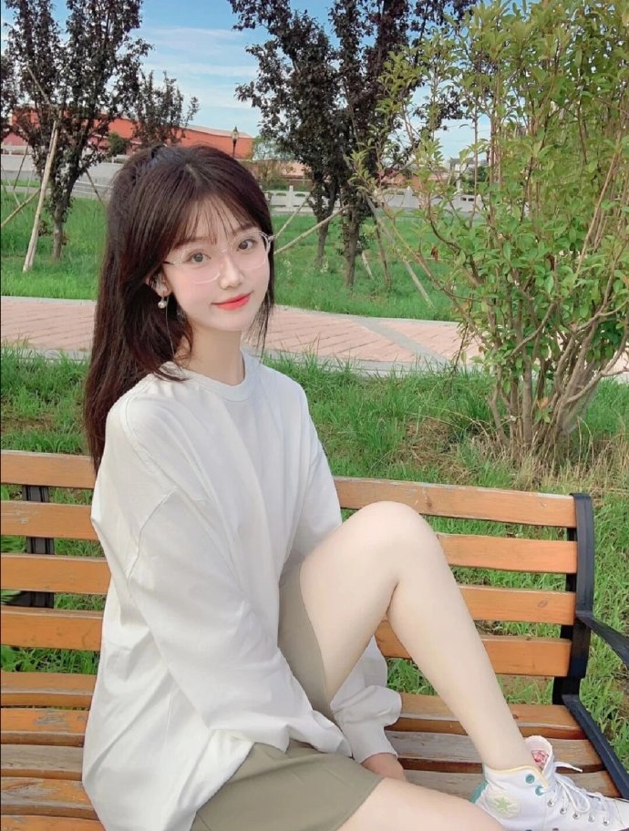 花束般的恋爱 封面