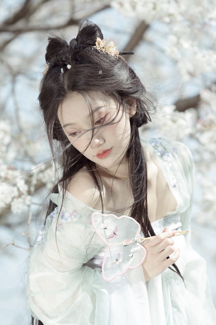 赛博朋克：边缘行者 封面
