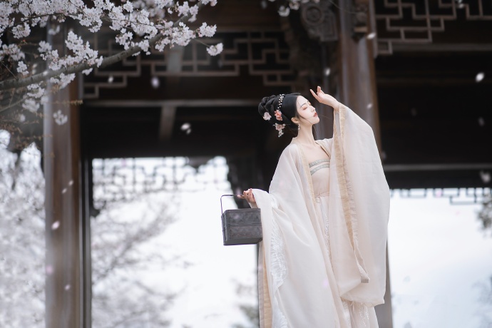 铃芽之旅 封面