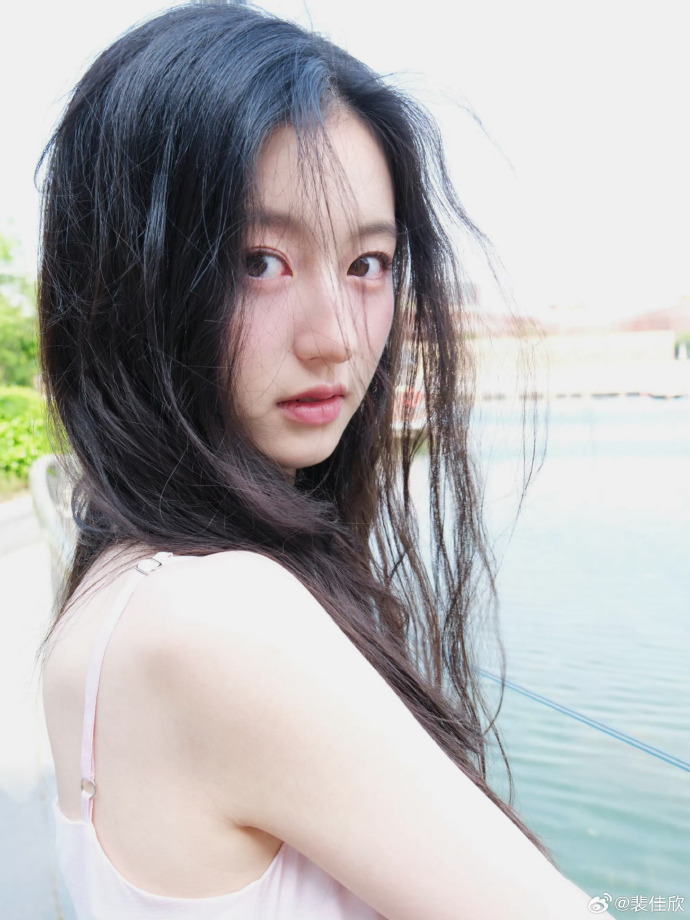 爱的迫降 剧照