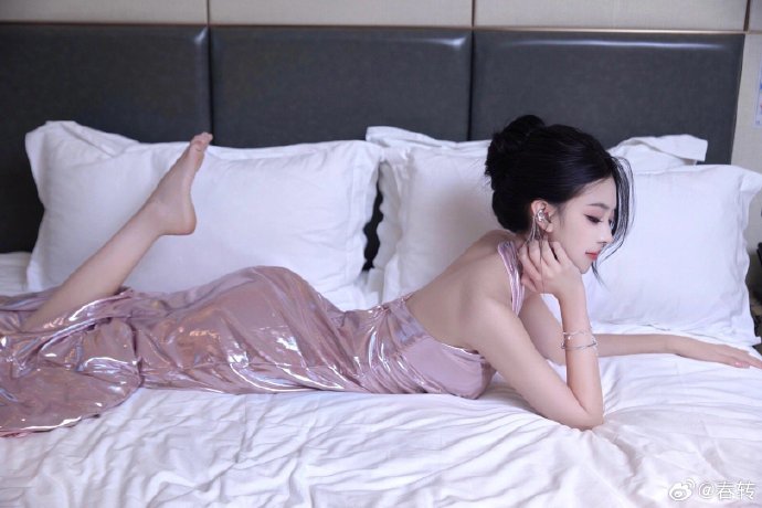 一直游到海水变蓝 剧照