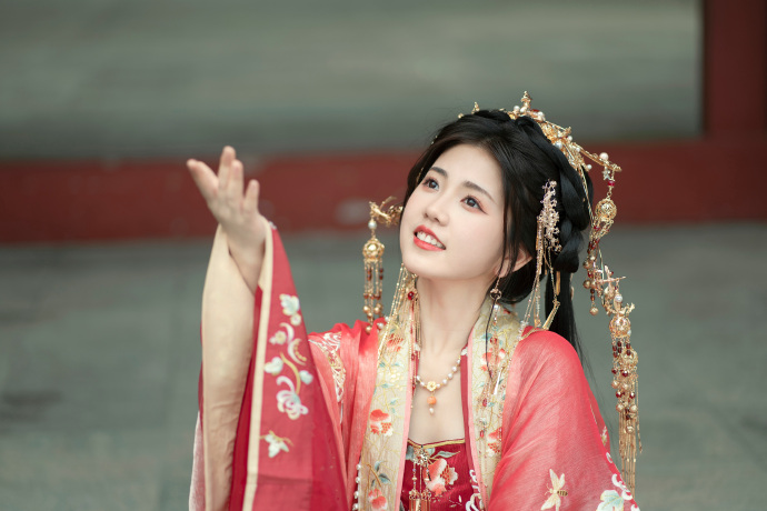 你好，李焕英 剧照