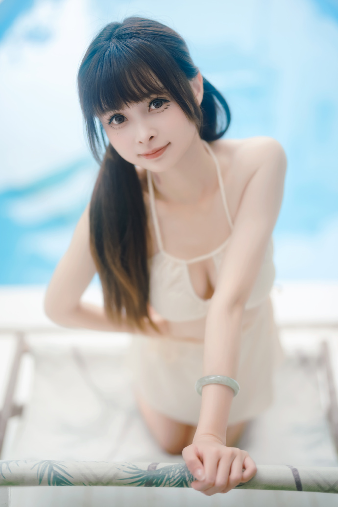 龙与雀斑公主 封面