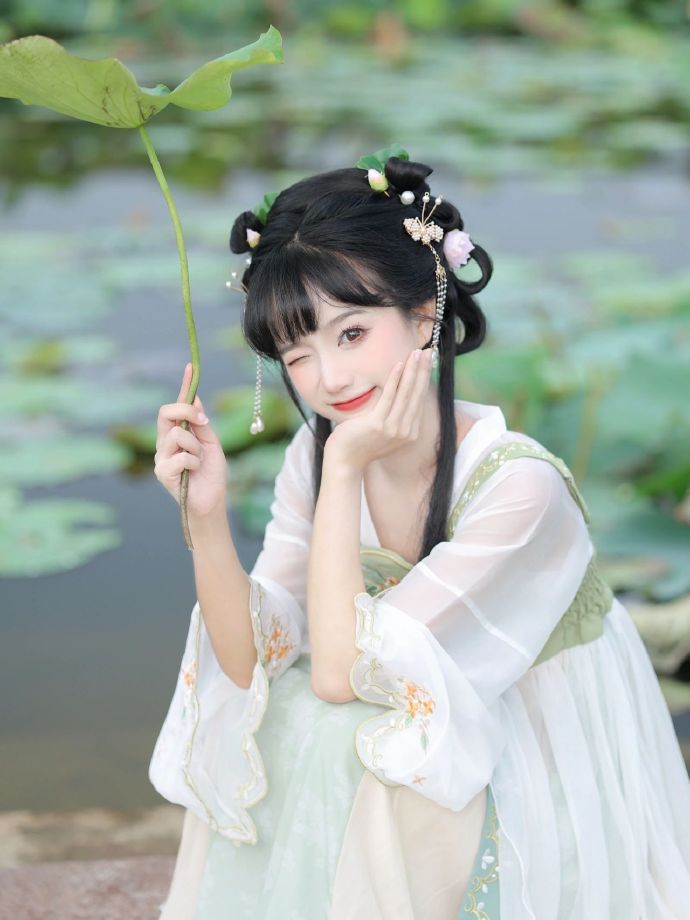 你好李焕英 剧照