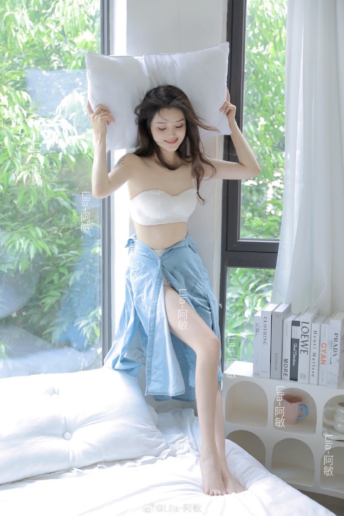 文章里的中国 剧照