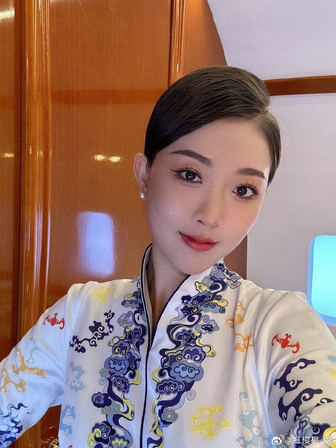 花束般的恋爱 封面