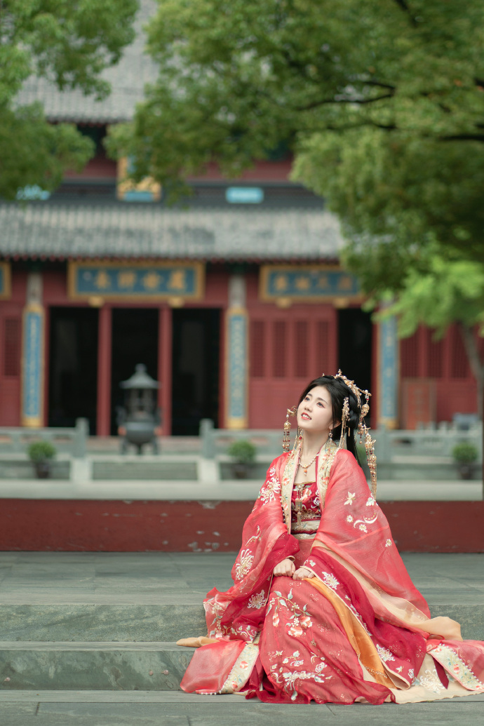 沉香如屑