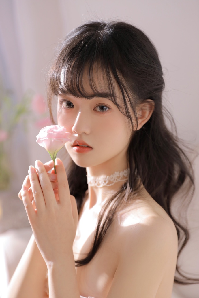 药屋少女的呢喃